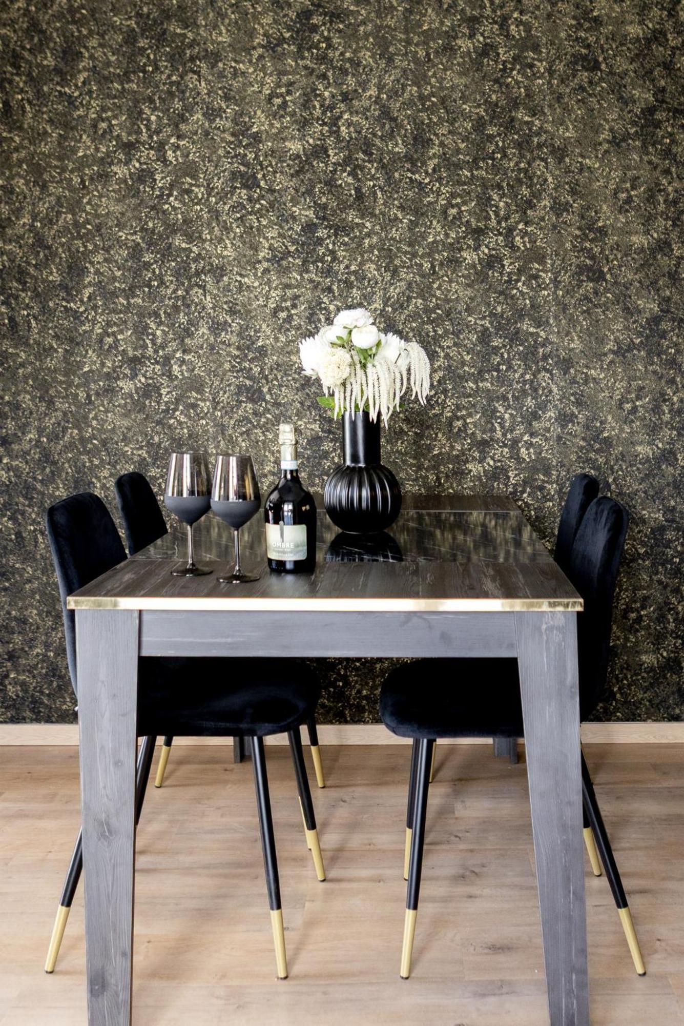 Gold & Black Appartement *